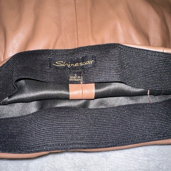 Chic Brown Vegan Leather Skirt with Elastic Waistband Size Small - Picture 4 of 4